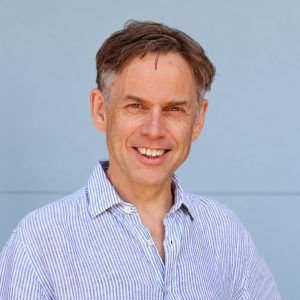 Dr Gunther Tress, instructor of Paper Writing Academy